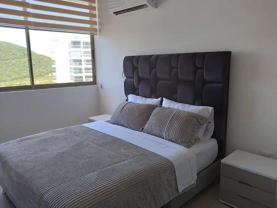 Exclusivo Club De Playa Con Acceso Directo A La Playa De Pozos Colorados, Cuenta Con Piscinas Olimpicas, Para Ninos, Restaurante, Jacuzzi, Sauna, Turco, Salon De Juegos, Simulador De Golf, Spa, Transporte Interno, Bar, Etc. Santa Marta 0*,  Kolumbia